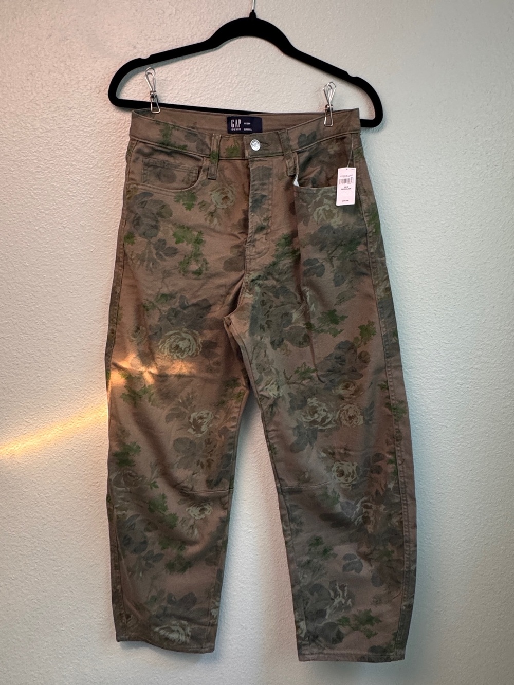 GAP Olive Floral Print Chinos - Green Brown